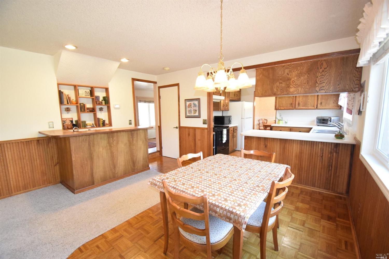 6044 Dawn Dr, Rohnert Park, United States 94928
