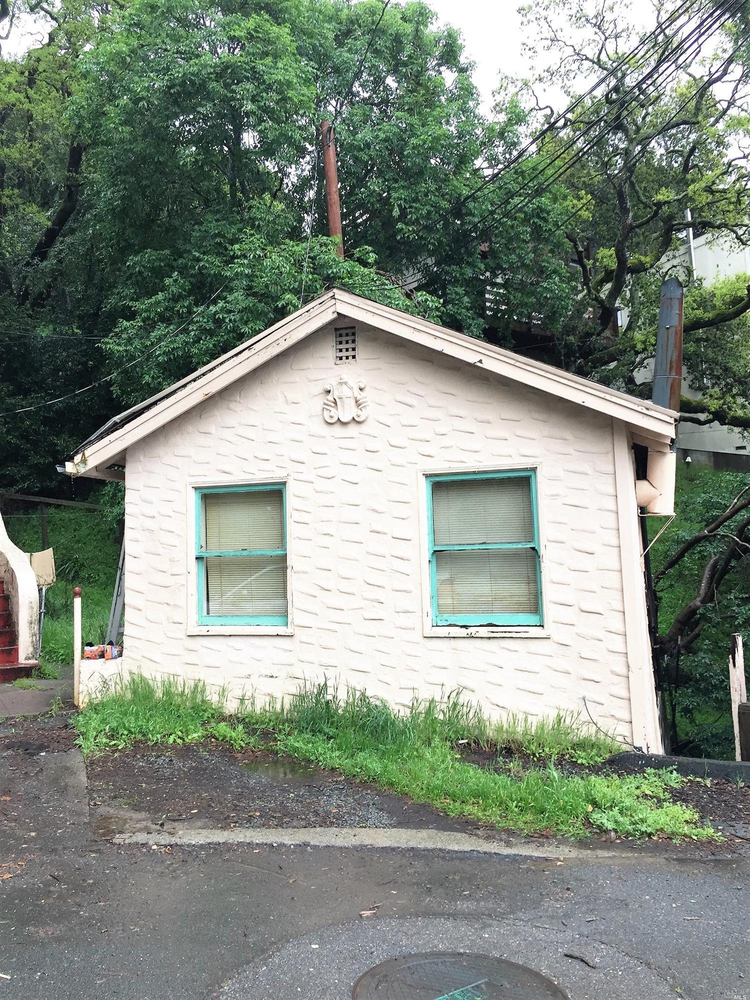 36 Rocca Drive, Fairfax, United States 94930