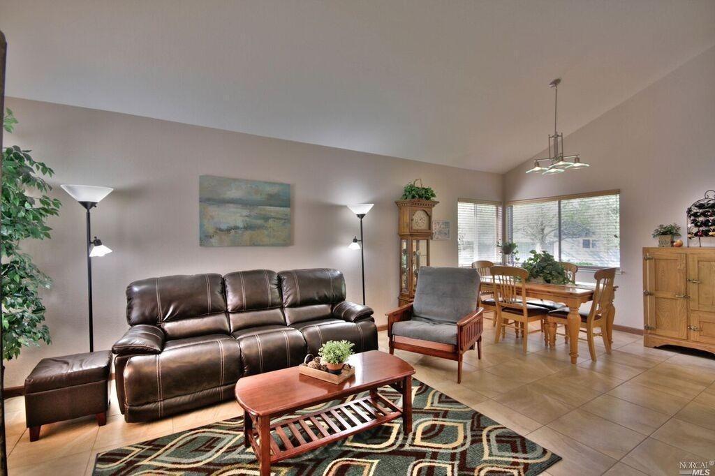 205Hahn Way, Cotati, United States 94931