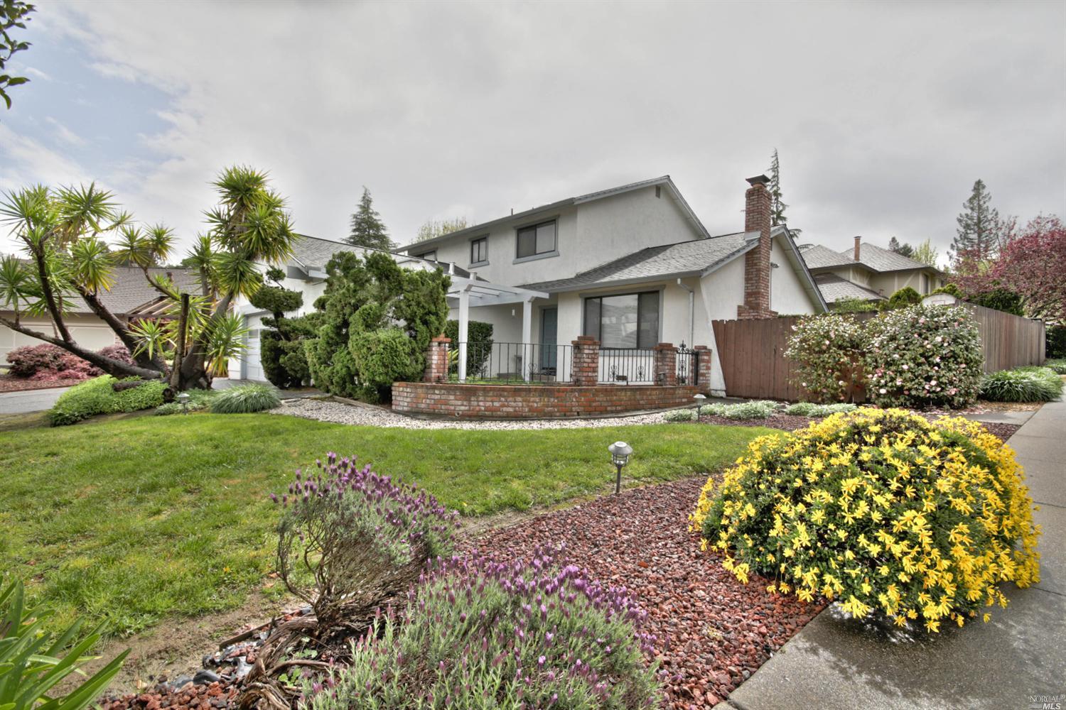 2 Madison Ct