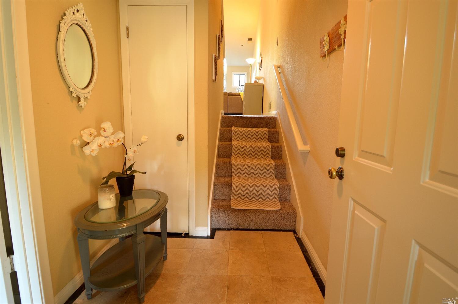 174 Oriole Circle, Novato, United States 94949