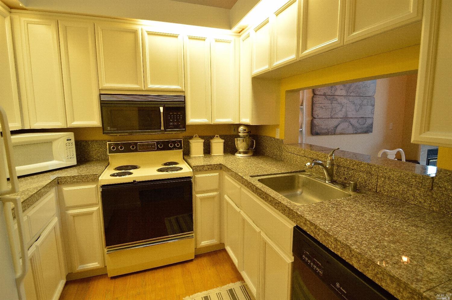 174 Oriole Circle, Novato, United States 94949