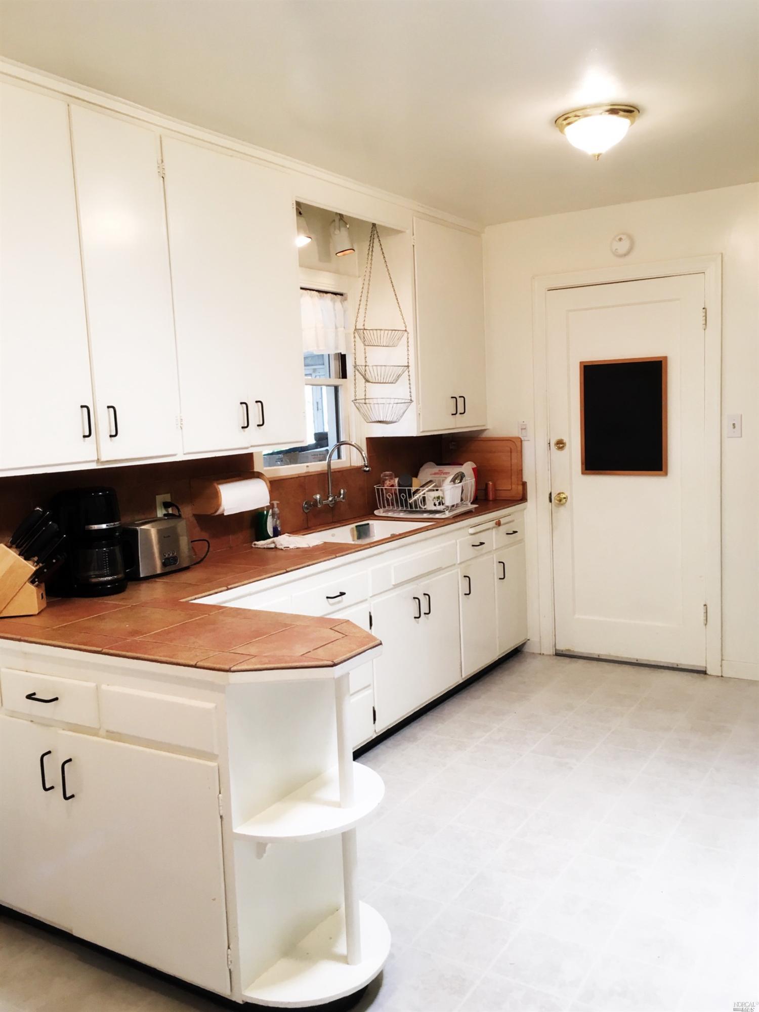 114Glendon Way, Petaluma, United States 94952