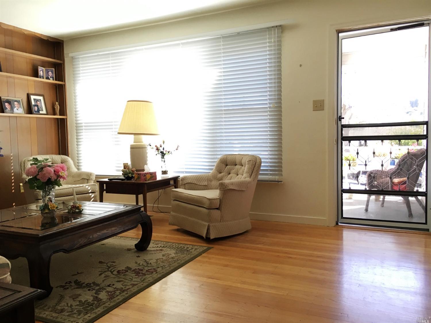 114Glendon Way, Petaluma, United States 94952