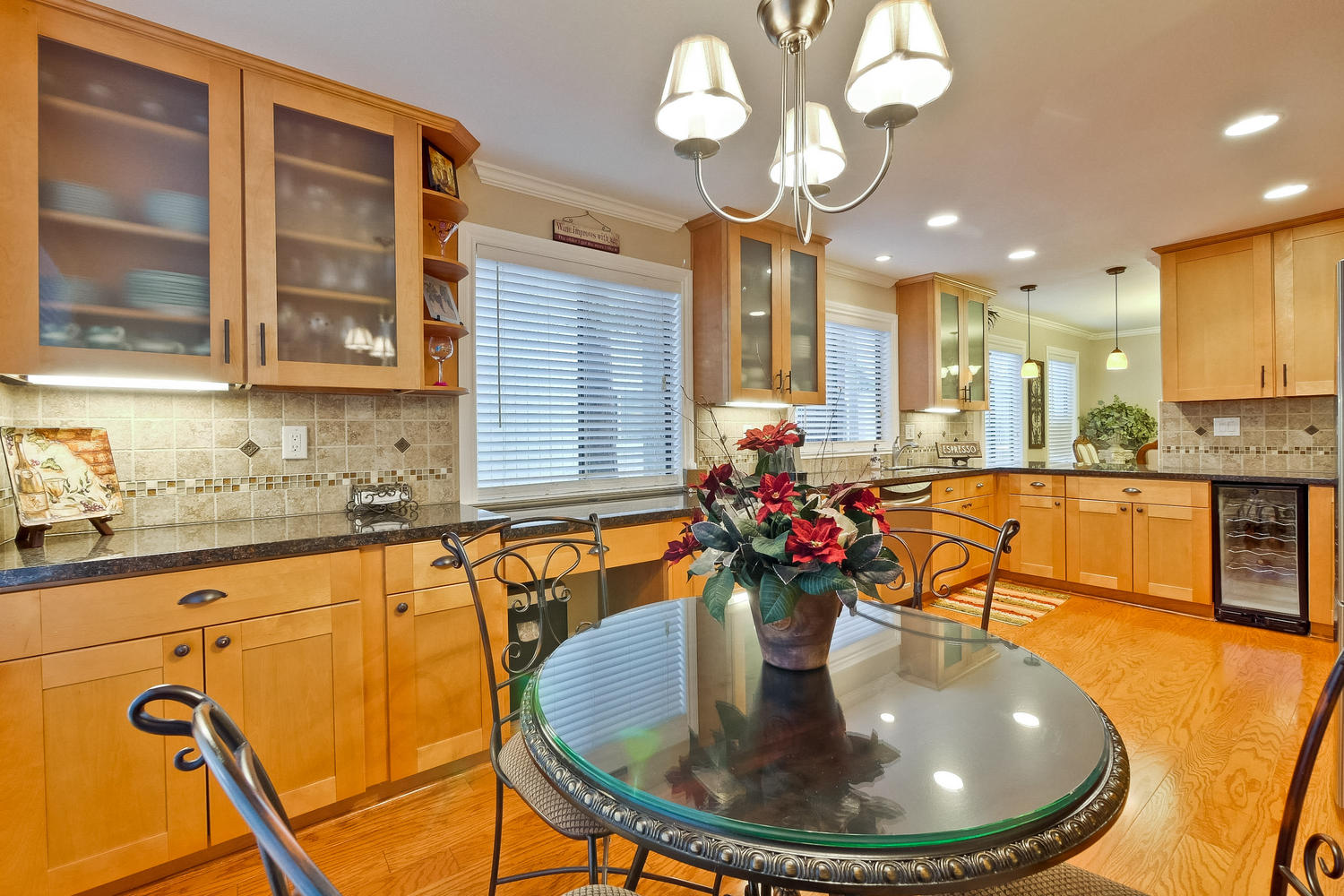 47 Dot Ave, Campbell, United States 95008