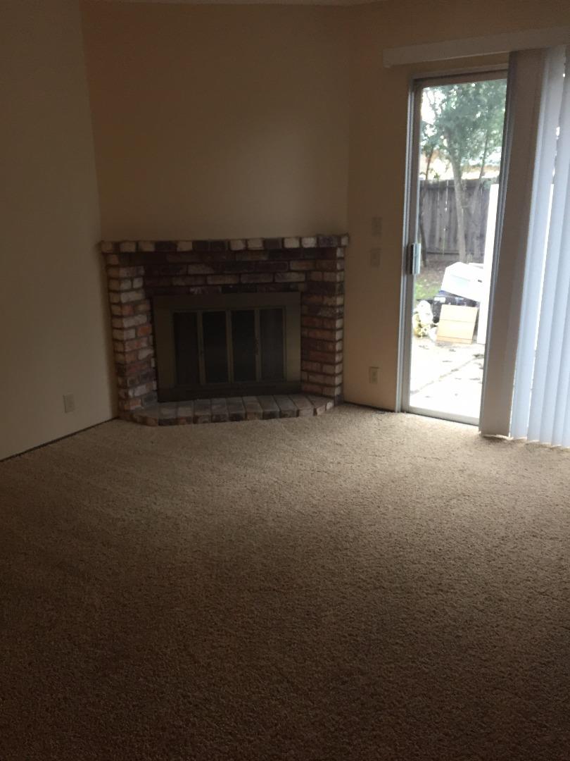 1160 3rd ST, Gilroy, CA 95020