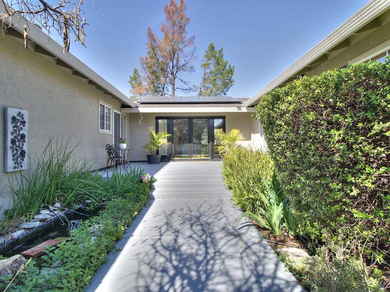353 Marks DR, Hollister, CA 95023