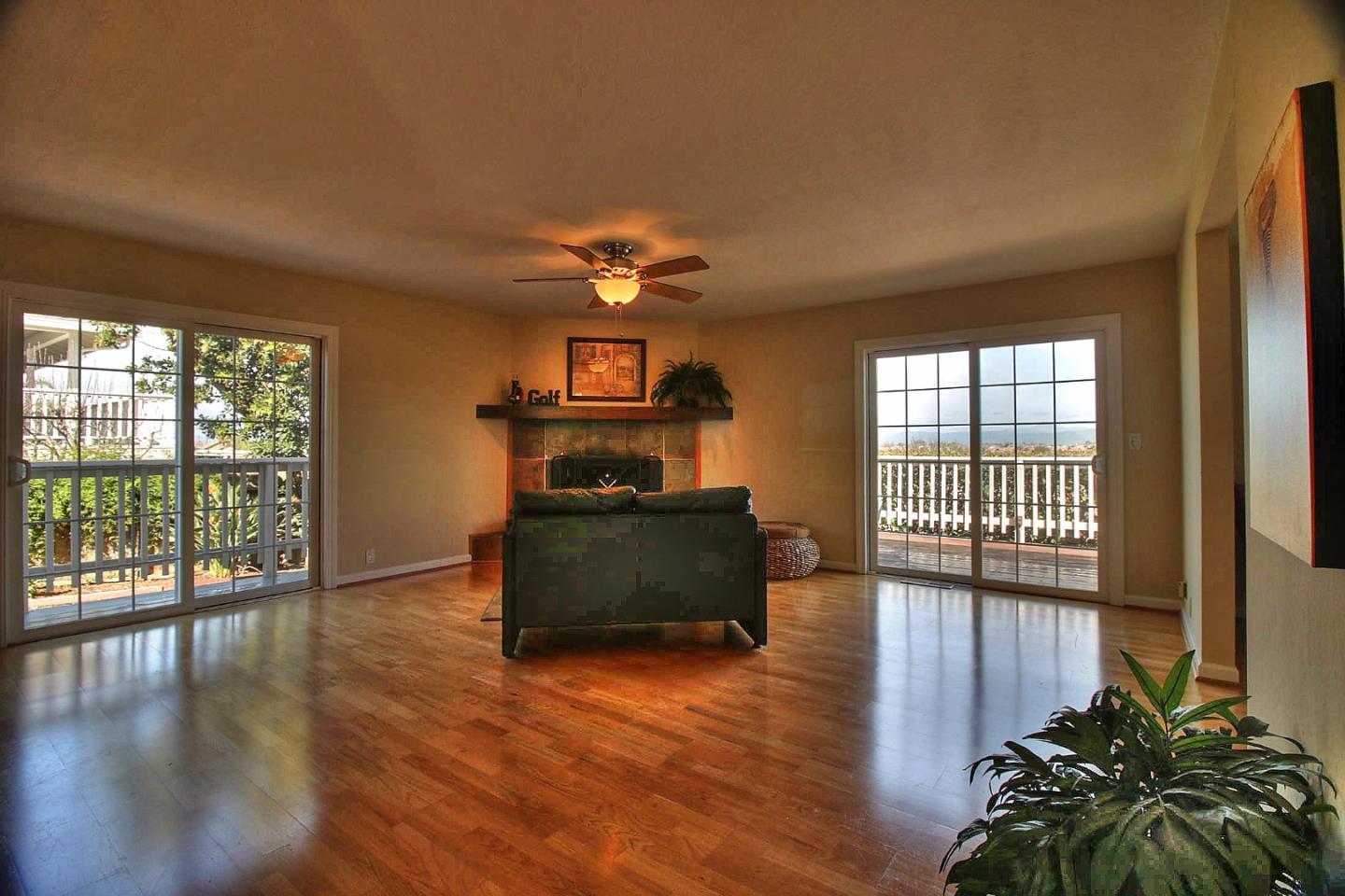 651 Donald Dr, Hollister, United States 95023
