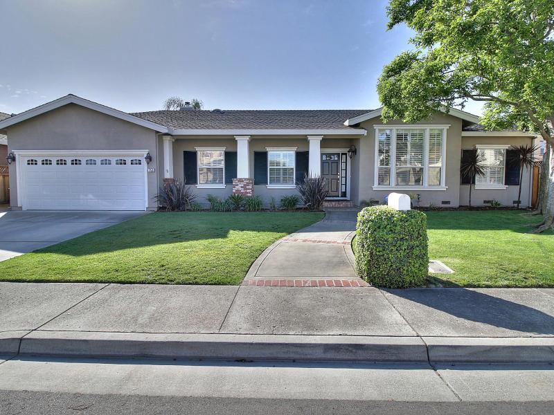 16805 San Dimas Ln