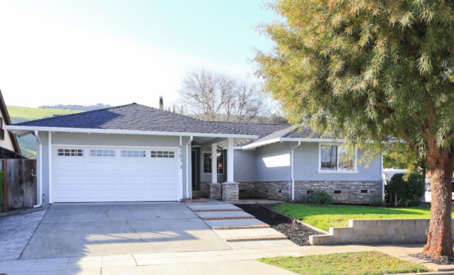 16805 San Dimas Ln