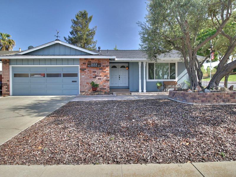 16805 San Dimas Ln