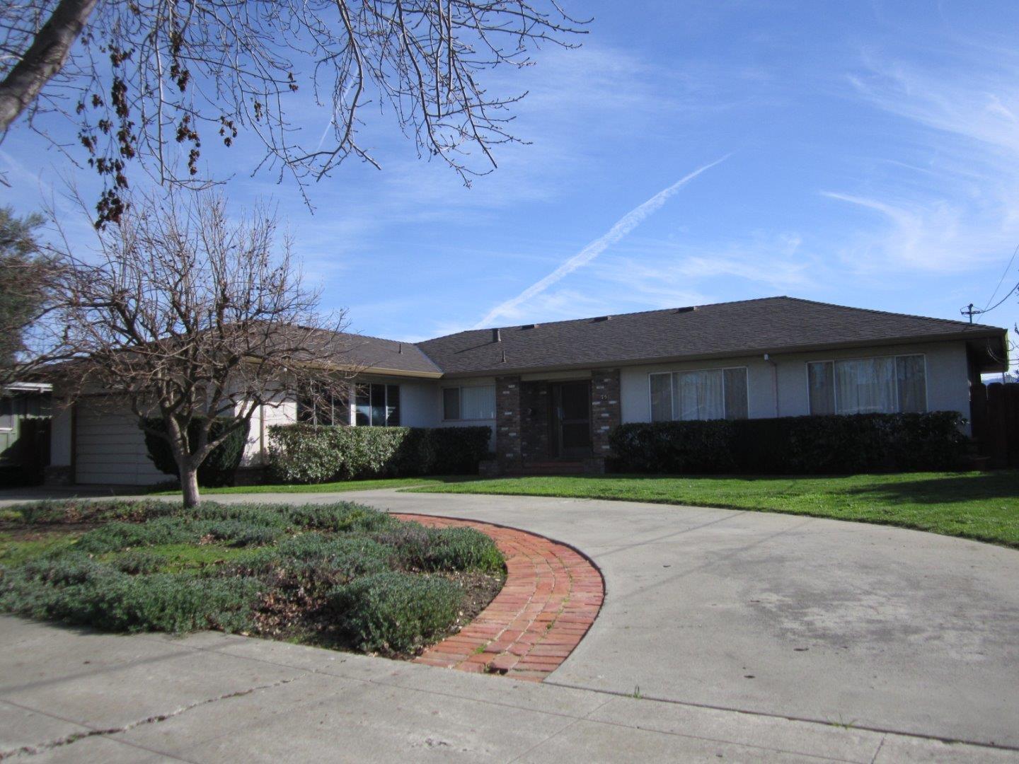 11065 Panoche Rd