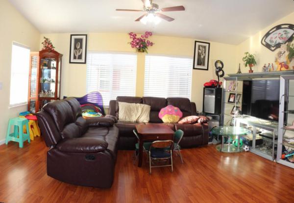 San Jose Verde Manufactured Housing Community 555 Umbarger Rd #121San Jose, CA 95111