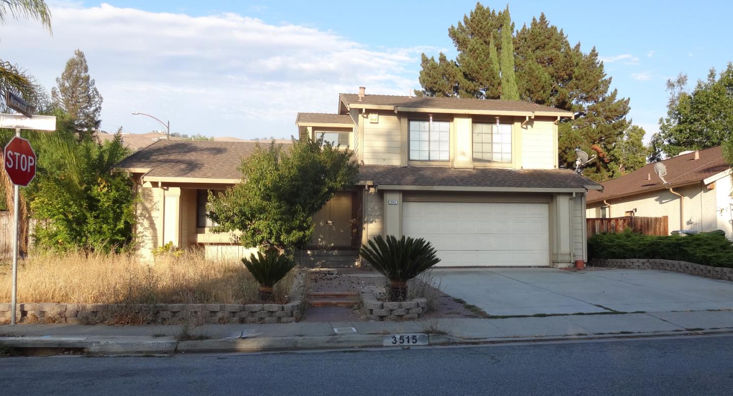 3515 Rollongside DR, San Jose, CA 95148
