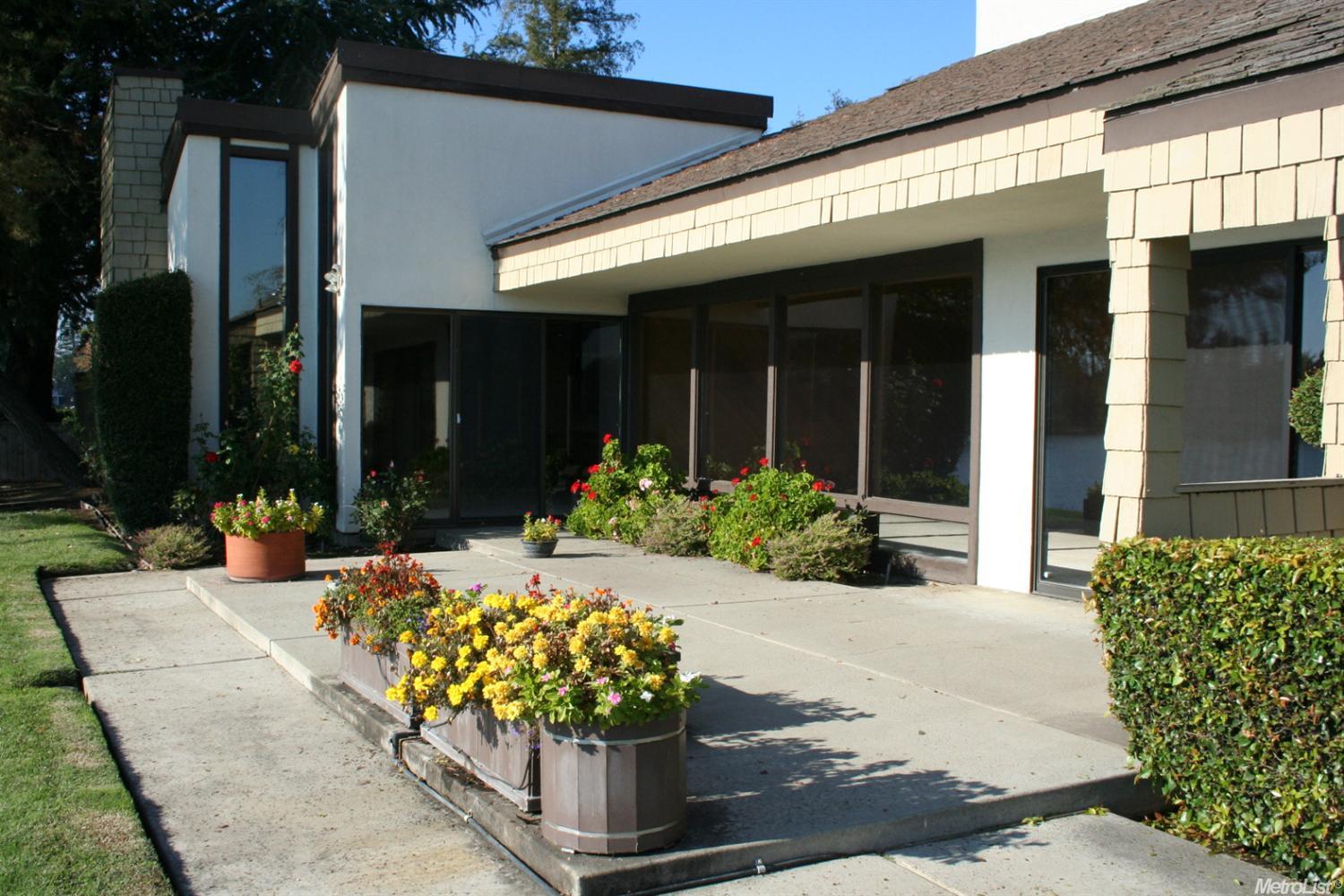 3830Portsmouth Pt, Stockton, United States 95219