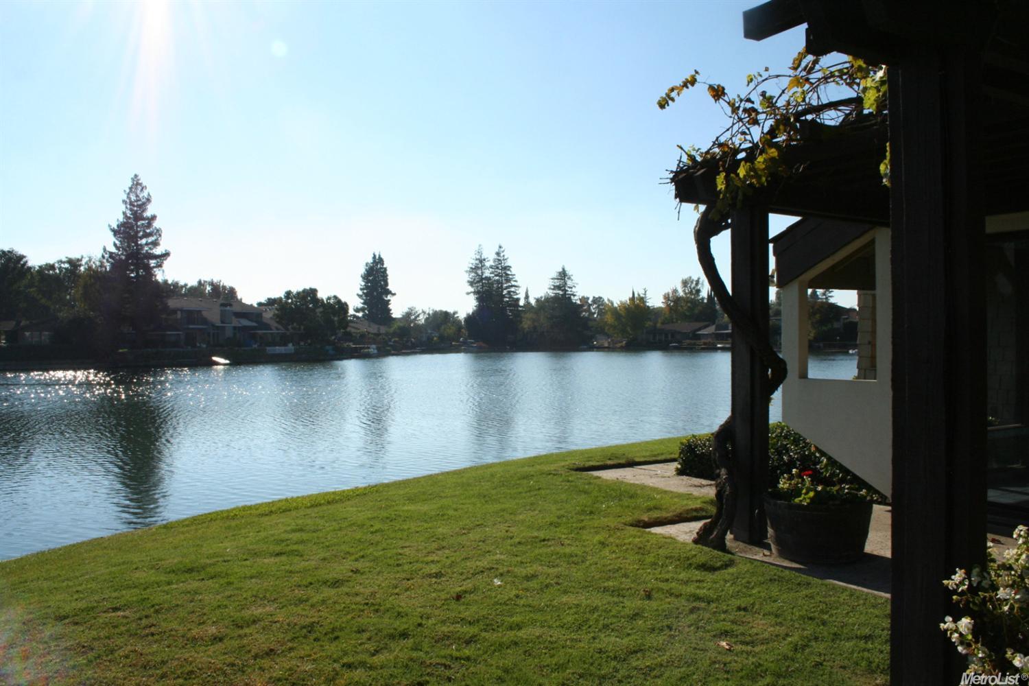 3830Portsmouth Pt, Stockton, United States 95219