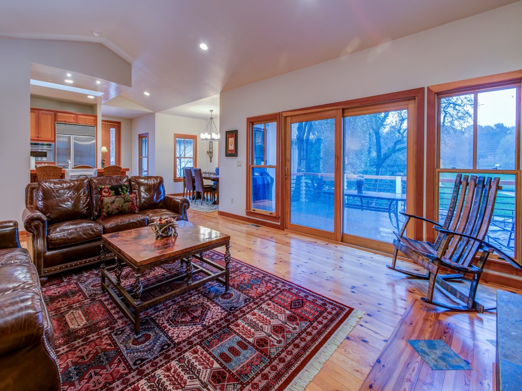 387 Perlina Terrace, Angels Camp, United States 95222