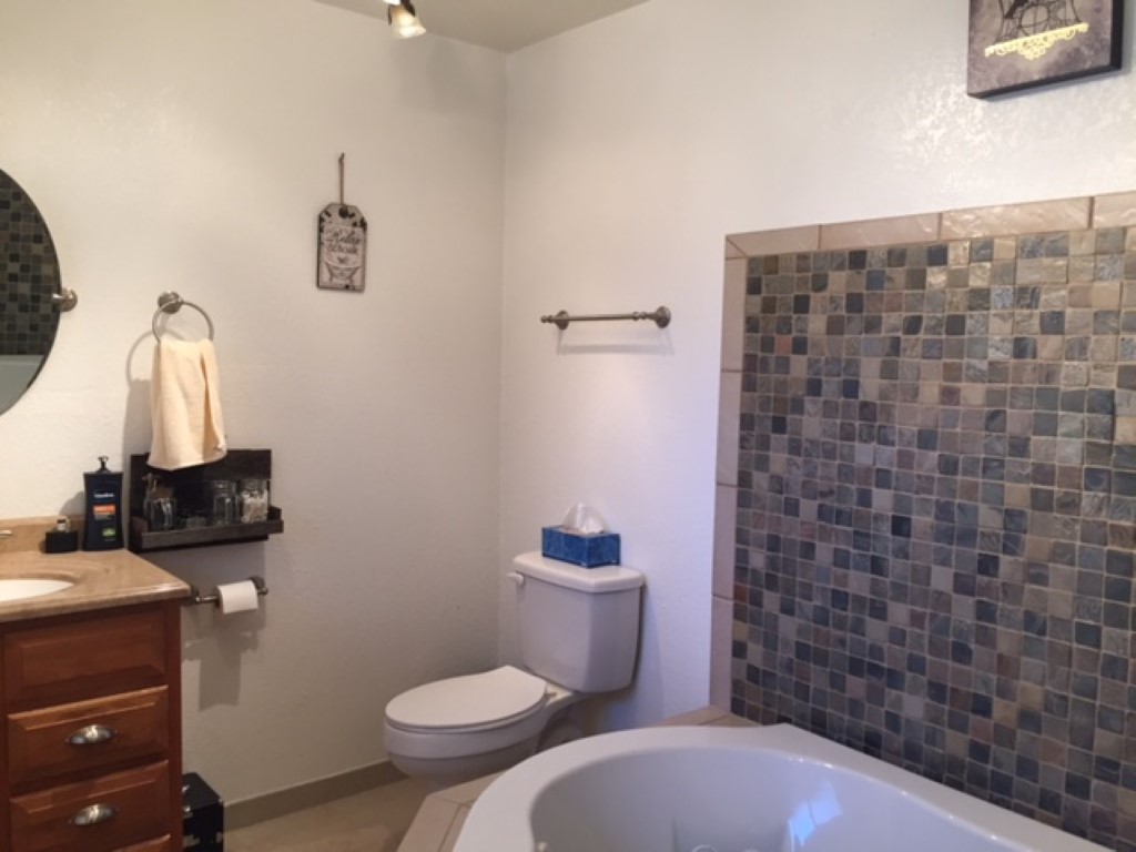 2285 Meadowview Way, Arnold, CA 95223