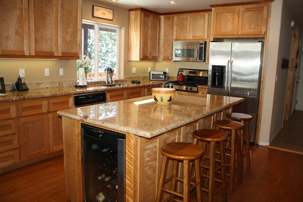 3770 Apache, Dorrington, United States 95223