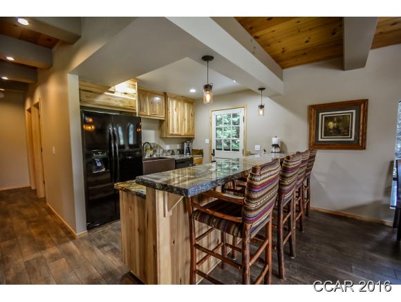 1204 Brae Burn Drive, Arnold, CA 95223