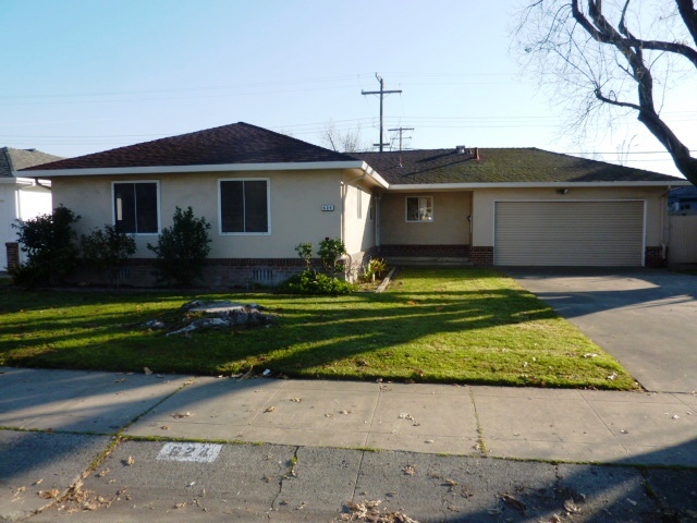 624 S Crescent AvenueLodi, CA, 95240San Joaquin County