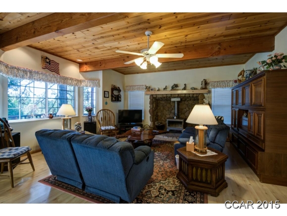 747 Forest Meadows Drive, Murphys, CA 95247