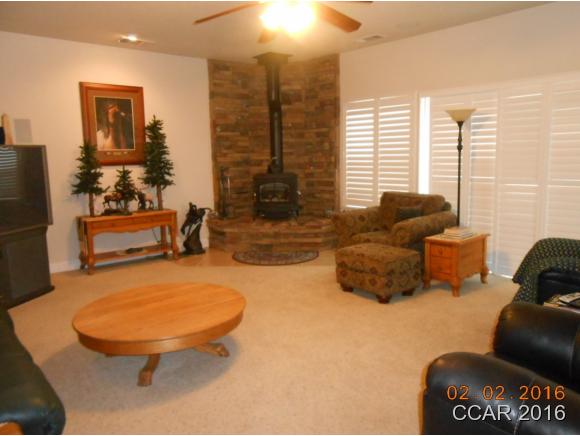 182Oakview Court, Valley Springs, CA 95252