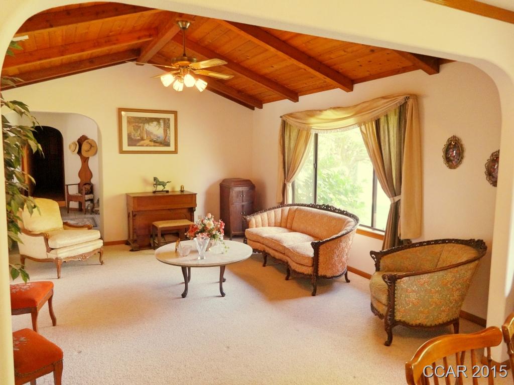 5114 Hillvale Drive, Valley Springs, United States 95252
