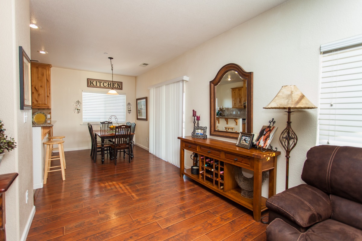 25652 Dodds, Escalon, CA 95320