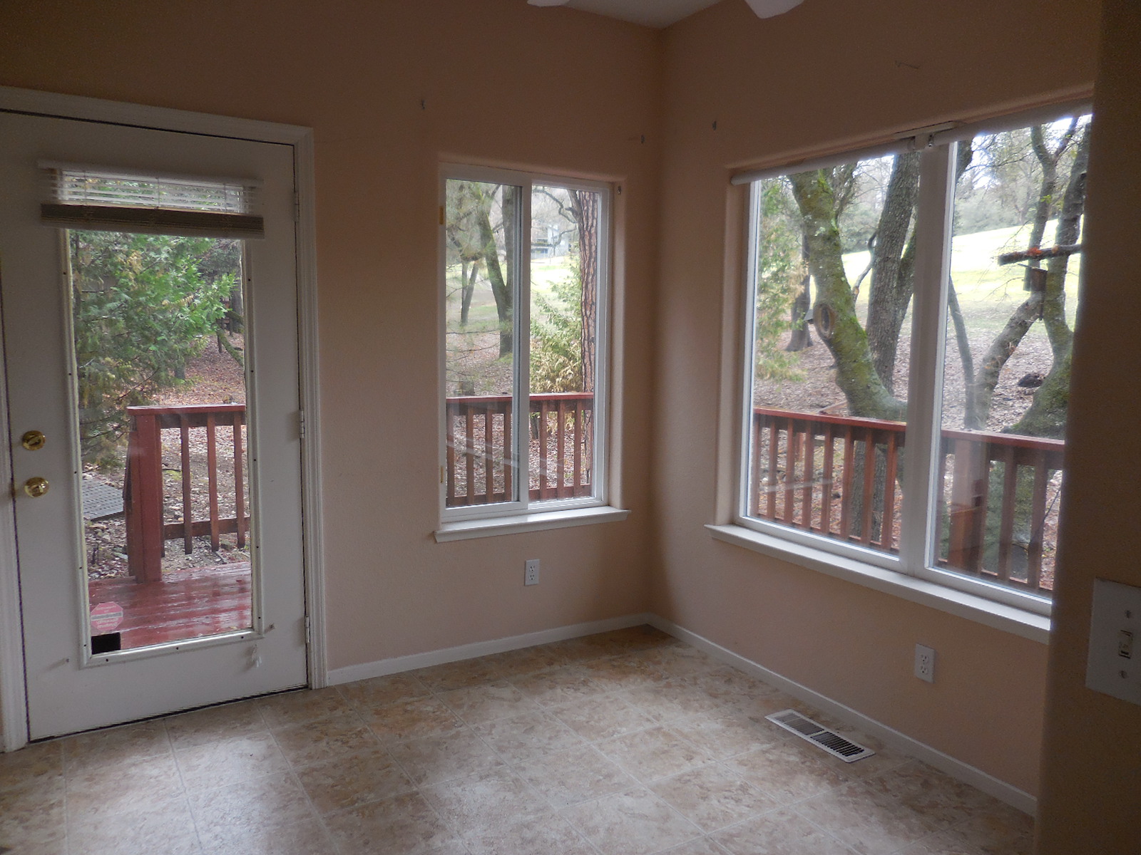 19163 Ferretti RoadGroveland, CA, 95321Tuolumne County