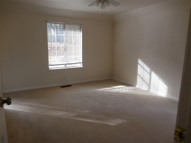 19570 Cottonwood StGroveland, CA, 95321Tuolumne County