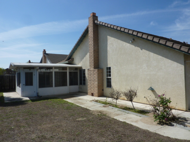 916 South Willow AvenueManteca, CA, 95337San Joaquin County