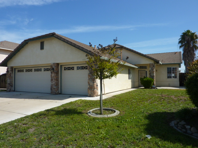 916 South Willow AvenueManteca, CA, 95337San Joaquin County