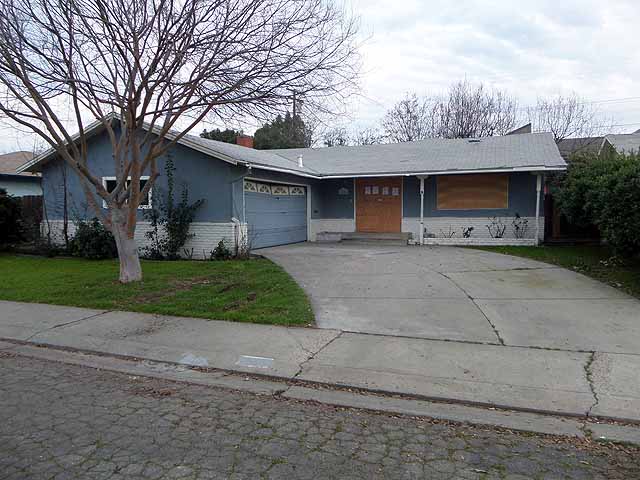 2204 Reseda LaneModesto, CA, 95350Stanislaus County