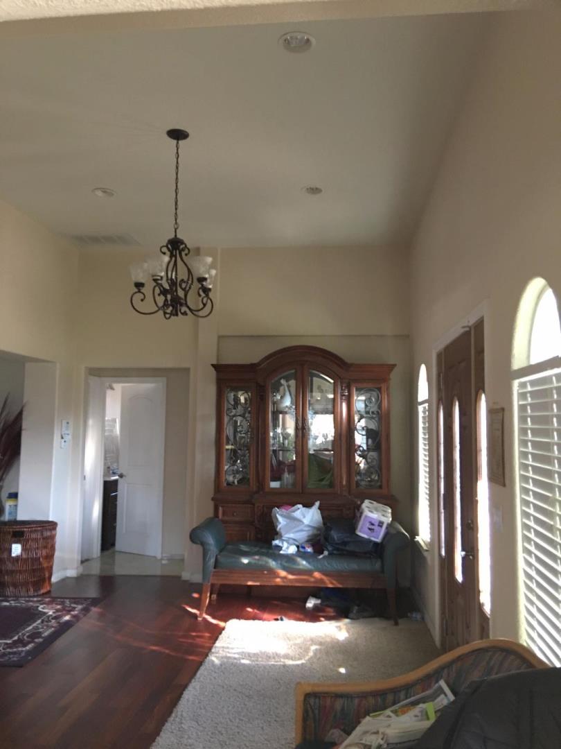 1657 Elm Ave, Modesto, United States 95358