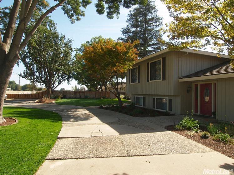 324 W Harding Rd, Turlock, United States 95380