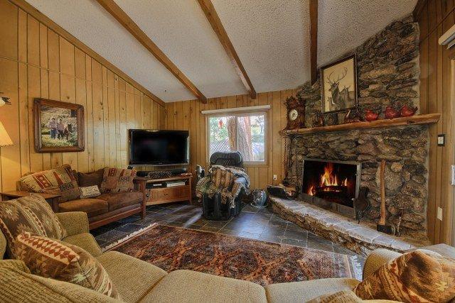 2645 English Lane, Wawona, CA 95389
