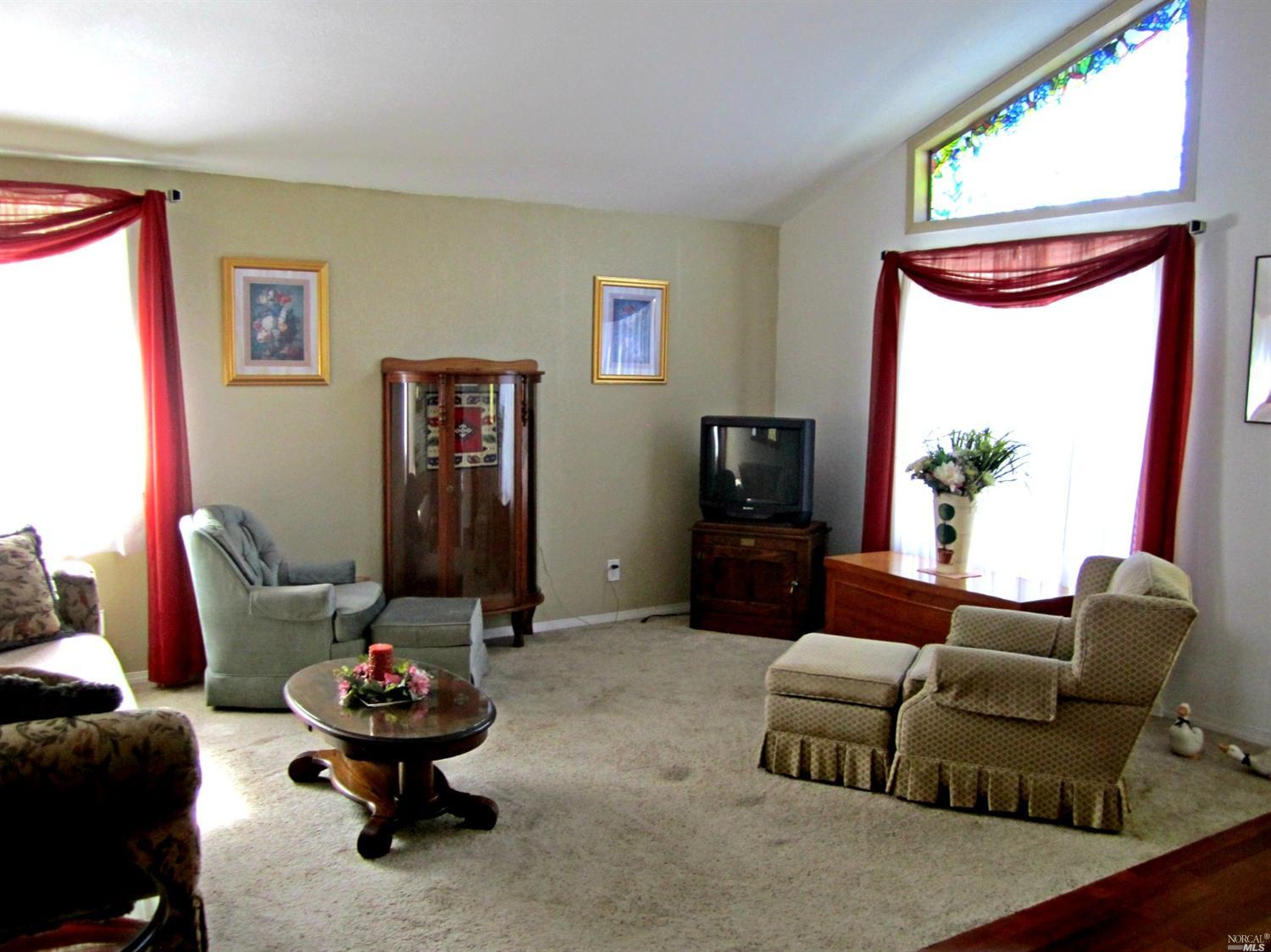 1272 Ridley Avenue, Santa Rosa, United States 95401