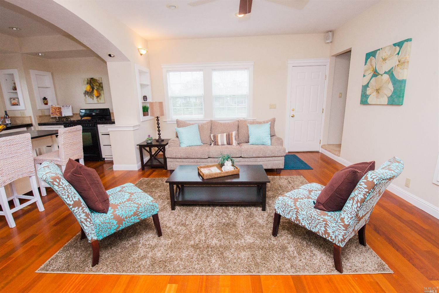 3476 SE Magowan Dr, Santa Rosa, United States 95405