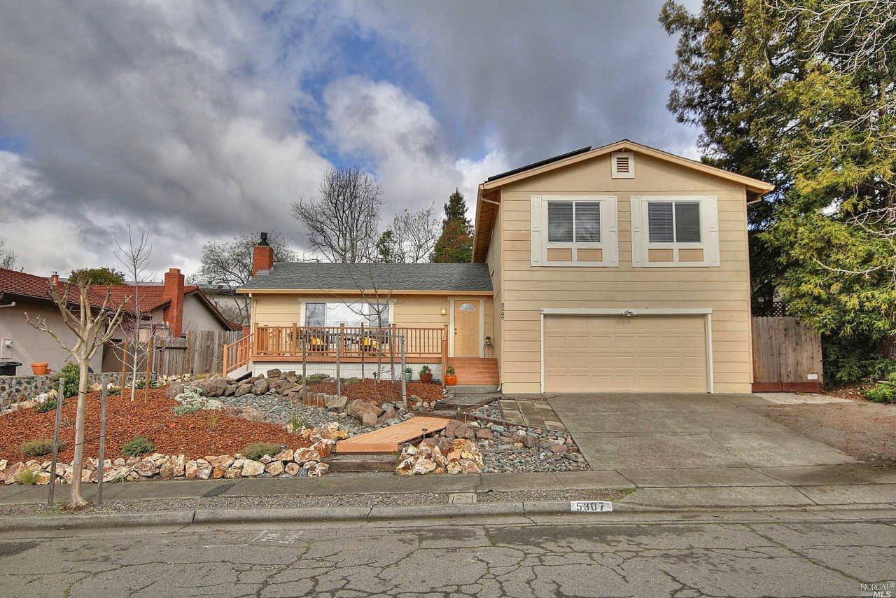 5307 Spain Avenue, Santa Rosa, United States 95409