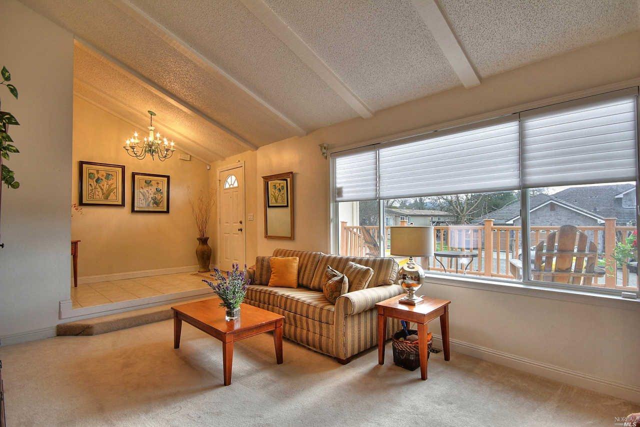 5307 Spain Avenue, Santa Rosa, United States 95409