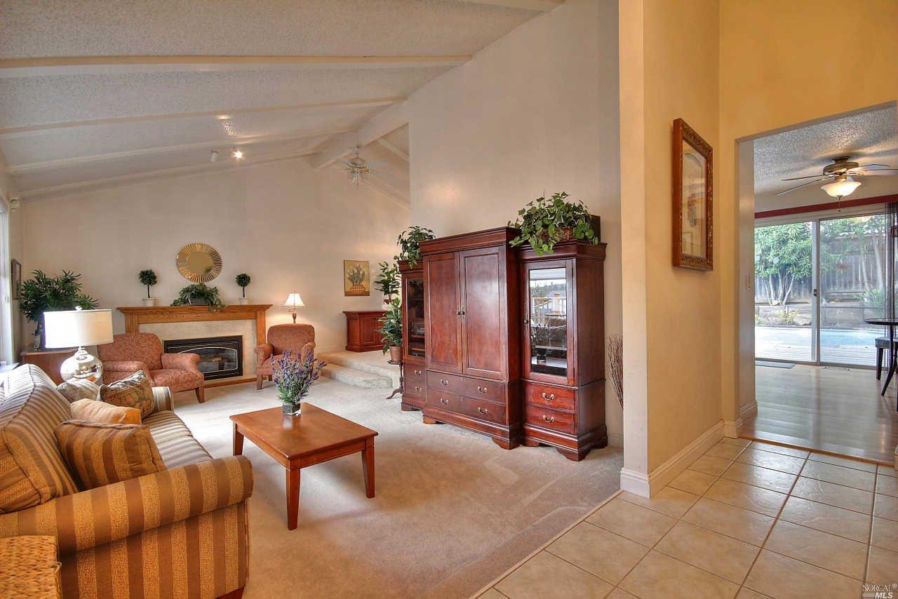 5307 Spain Avenue, Santa Rosa, United States 95409