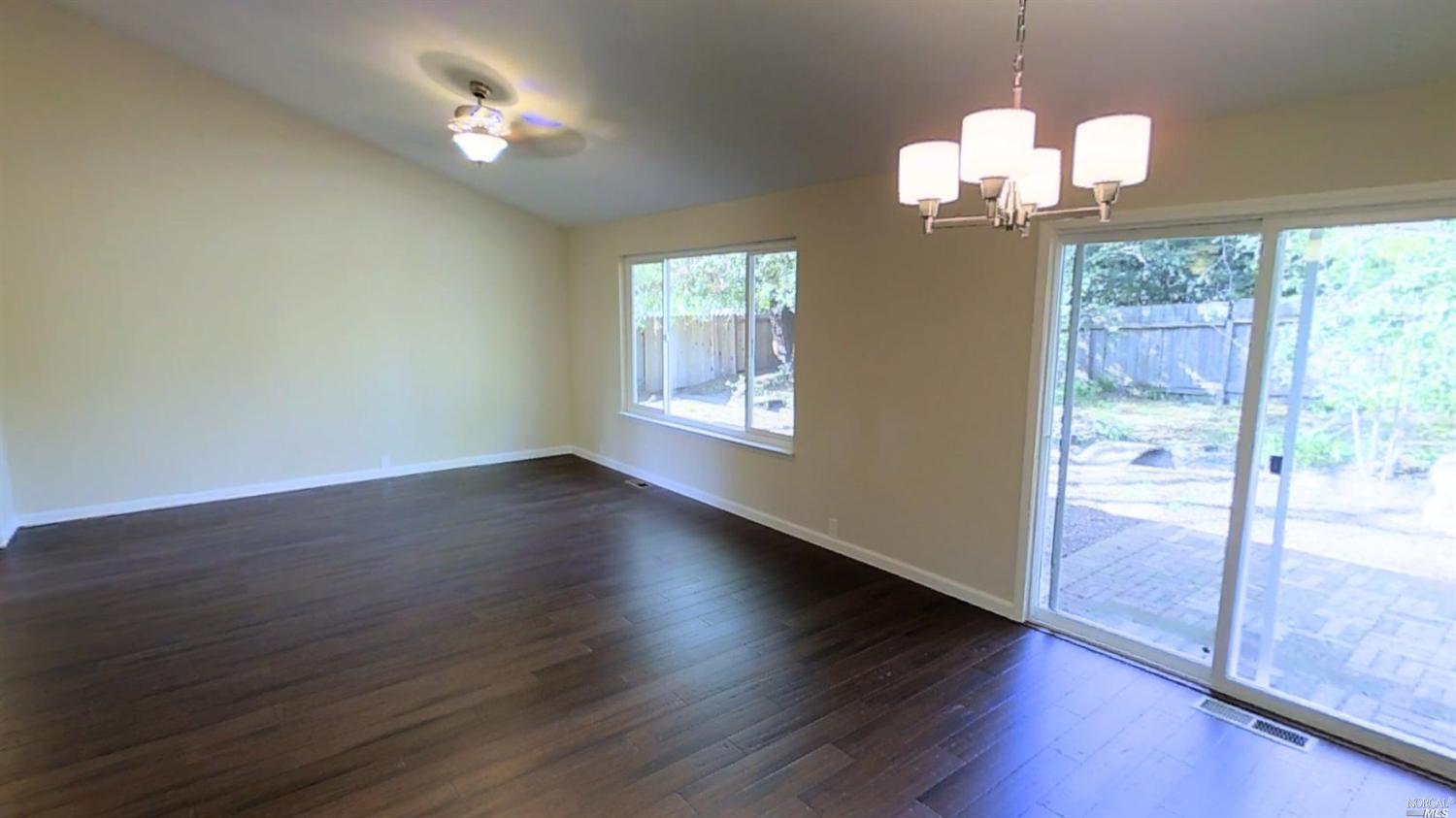 5305SAN LUIS Avenue, Santa Rosa, CA 95409