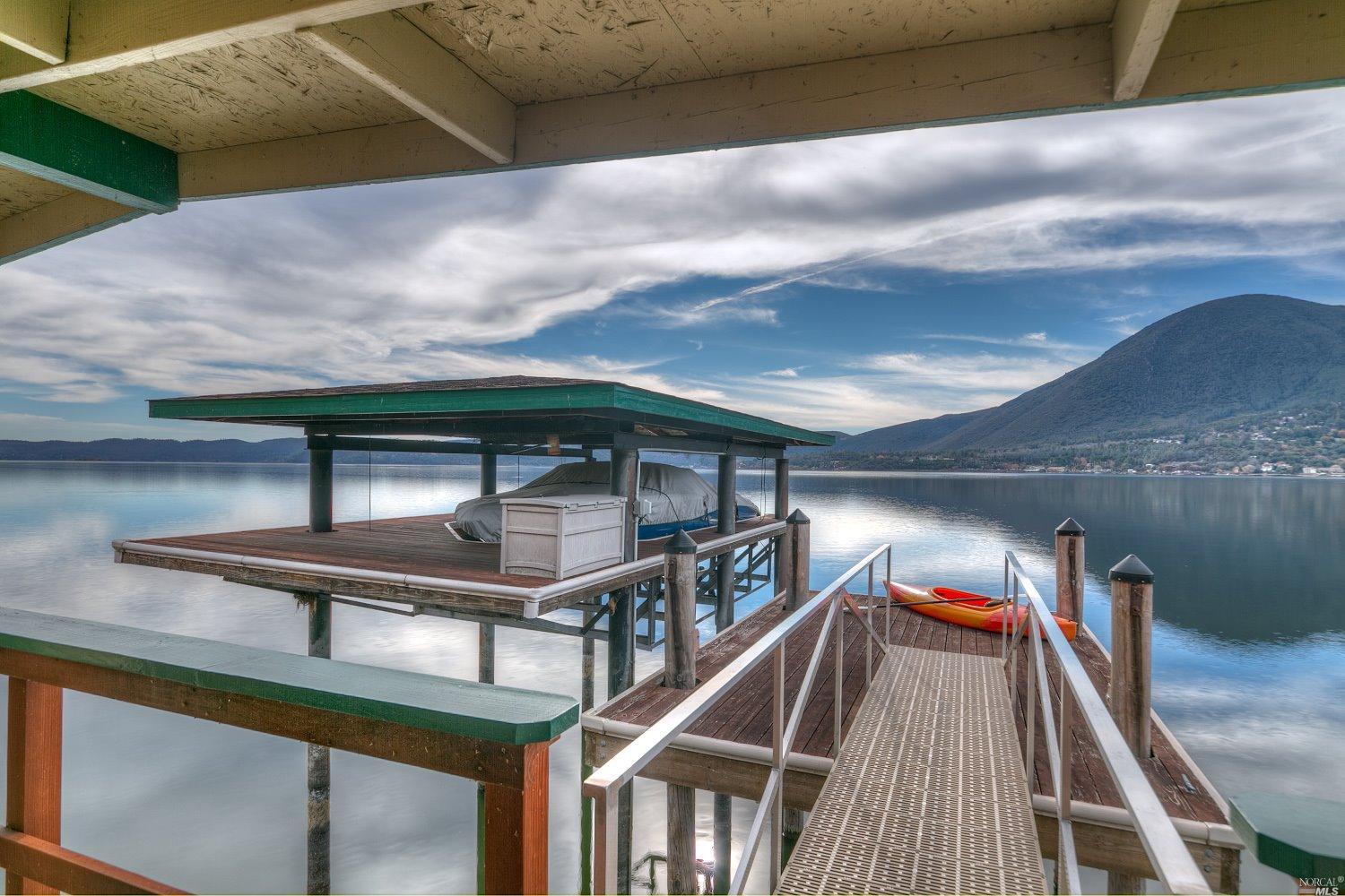 9719Crestview Drive, Clearlake, CA 95422