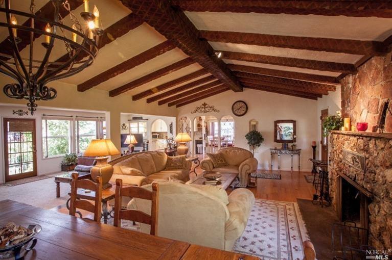 10513 East Highway 20 Highway, Clearlake Oaks, United States 95423