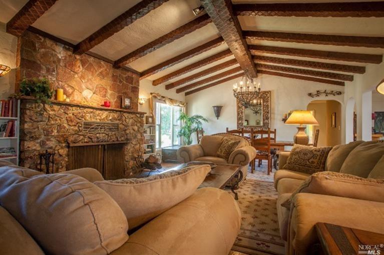 10513 East Highway 20 Highway, Clearlake Oaks, United States 95423