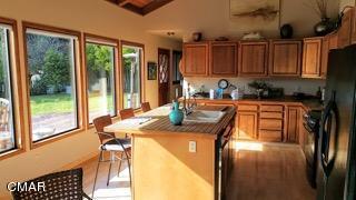 31601 E Chestnut St, Fort Bragg, United States 95437