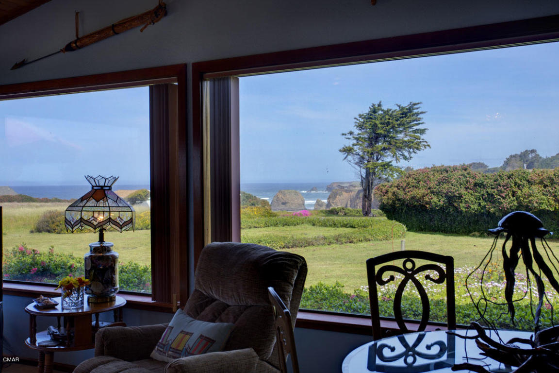 32951 Ocean Meadows Cir, Fort Bragg, United States 95437