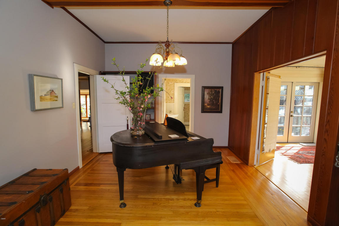 210 Brandon Way, Fort Bragg, CA 95437