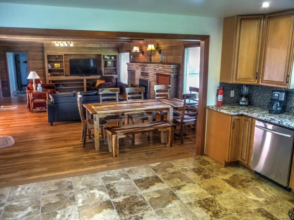 33000 Mill Creek Dr, Fort Bragg, CA 95437